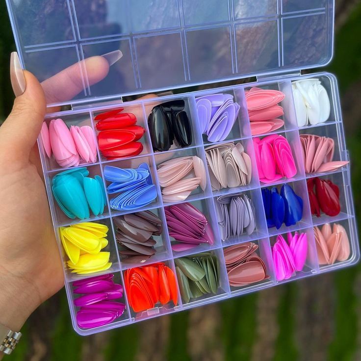 576-Piece DIY Press-On Nails Set